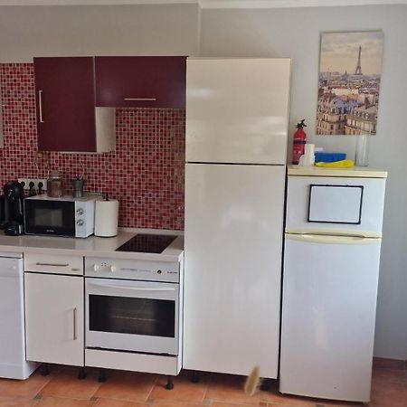 Lovely Condo With Free Parking ลูบลิยานา ภายนอก รูปภาพ